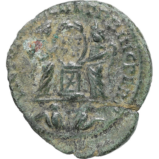 Konstantyn II,
Follis,
319-320